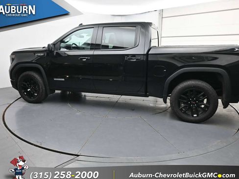 Used 2025 GMC Sierra 1500 Elevation w/ X31 Off-Road Package AWD/4WD image 18