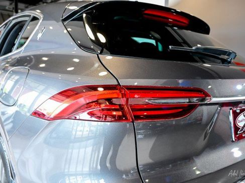 Used 2023 Maserati Grecale GT AWD/4WD image 12