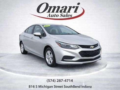 Used 2017 Chevrolet Cruze LS image 1