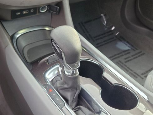 Used 2022 Chevrolet Malibu LT image 24