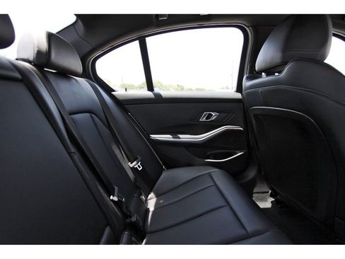 Used 2025 BMW 330i Sedan RWD image 13