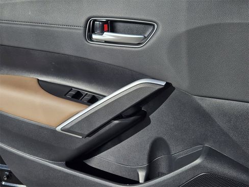 New 2026 Toyota Corolla Cross XLE w/ Convenience Package image 17