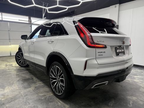 Used 2024 Cadillac XT4 Sport image 7