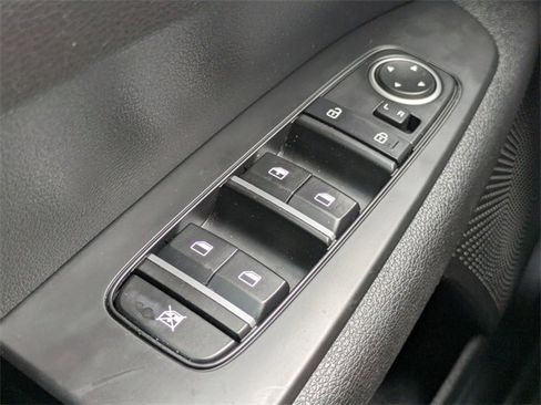 Used 2023 Kia Forte LXS w/ LXS Technology Package image 21