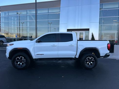 Used 2023 GMC Canyon AT4X image 13