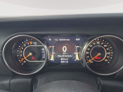 Used 2020 Jeep Gladiator Overland image 14