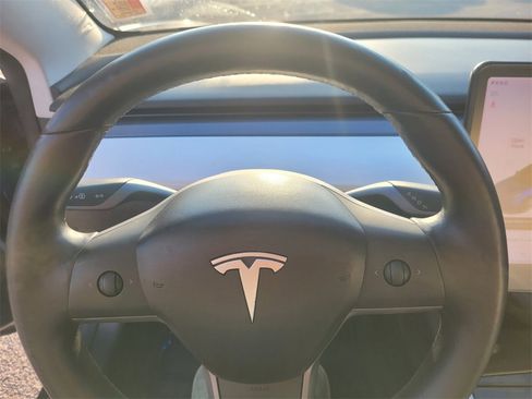 Used 2018 Tesla Model 3 Long Range image 26