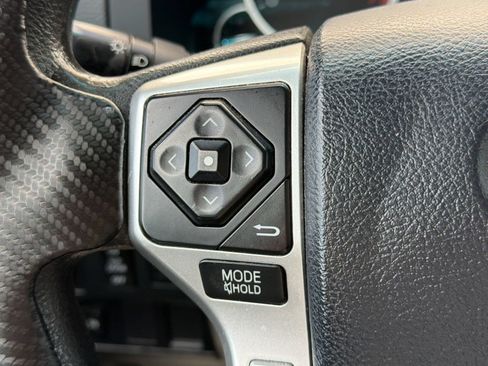 Used 2015 Toyota Tundra SR5 w/ SR5 Upgrade Package RWD image 17