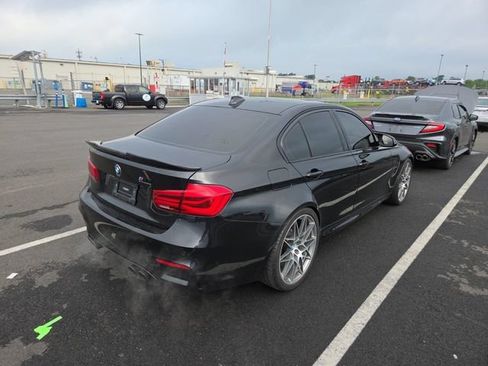 Used 2017 BMW M3 RWD image 6