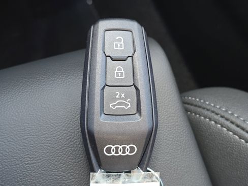 New 2025 Audi Q5 Premium Plus image 27