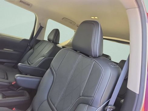 Used 2025 INFINITI QX80 Sensory AWD/4WD image 23