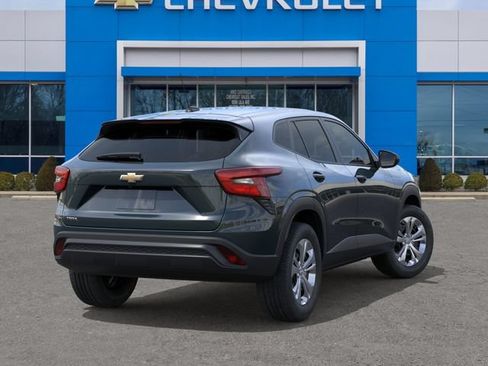 New 2026 Chevrolet Trax LS w/ Driver Confidence Package FWD image 4