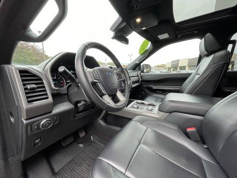 Used 2021 Ford Expedition XLT image 10