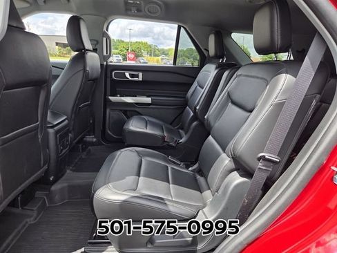 Used 2024 Ford Explorer XLT w/ Equipment Group 202A AWD/4WD image 12