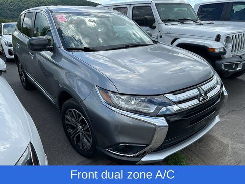 Used 2018 Mitsubishi Outlander AWD image 2