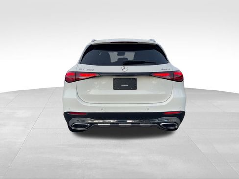 Used 2025 Mercedes-Benz GLC 300 GLC 300 image 6