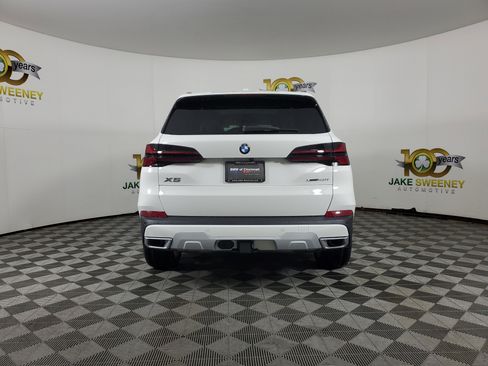 New 2026 BMW X5 xDrive40i w/ Climate Comfort Package image 6
