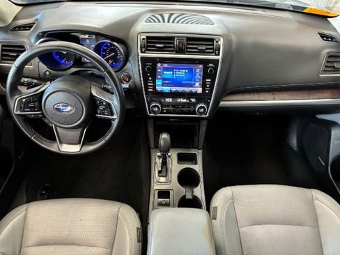 Used 2019 Subaru Outback 2.5i Limited AWD/4WD image 19