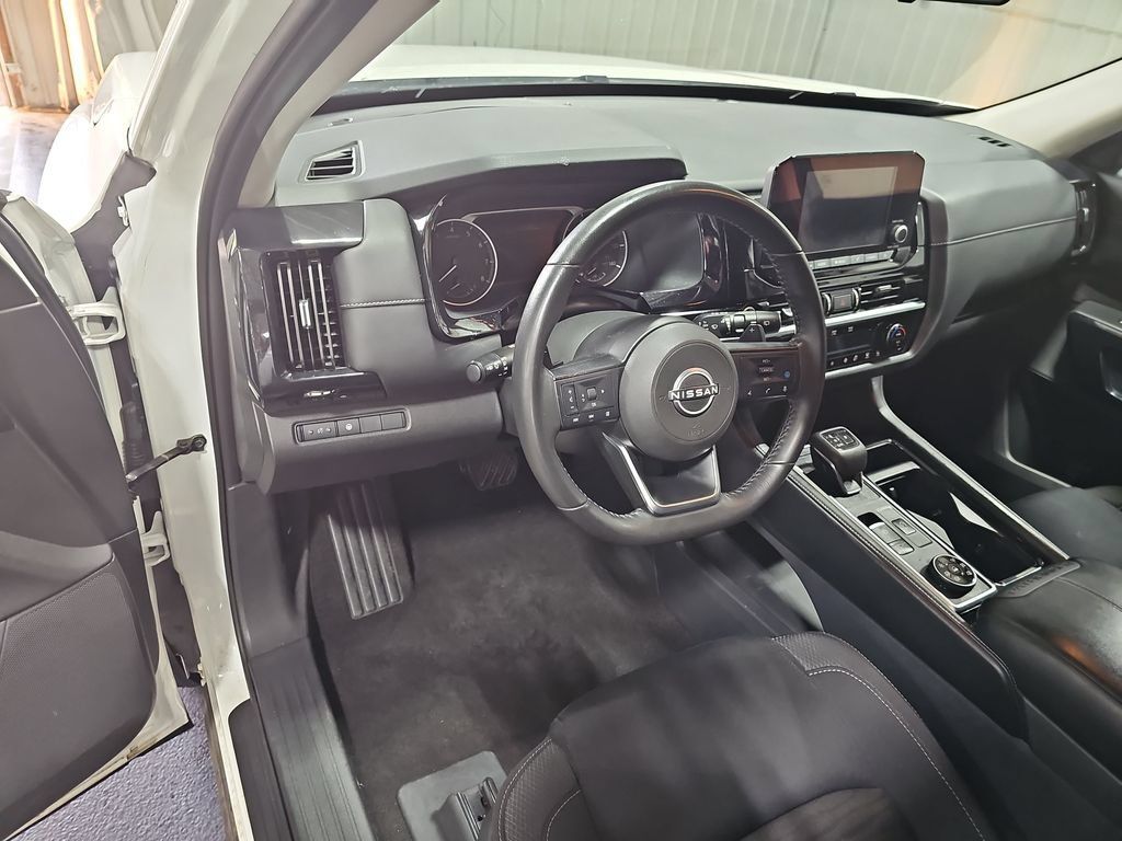 Certified 2024 Nissan Pathfinder SV AWD/4WD image 15