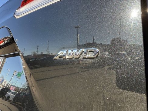 Used 2023 Toyota Corolla Cross L image 7