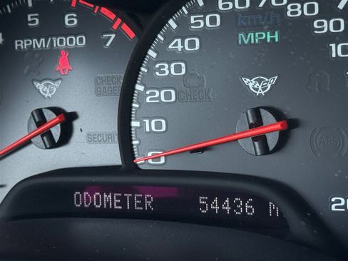 Used 2004 Chevrolet Corvette Coupe w/ Preferred Equipment Group image 51