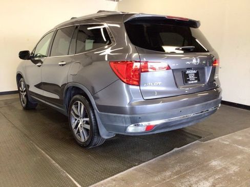 Used 2017 Honda Pilot Elite image 4