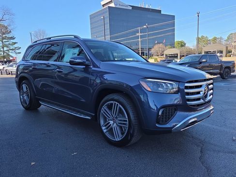 Certified 2026 Mercedes-Benz GLS 450 4MATIC image 7