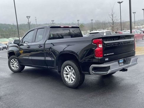 Used 2025 Chevrolet Silverado 1500 LT w/ Leather Package image 5