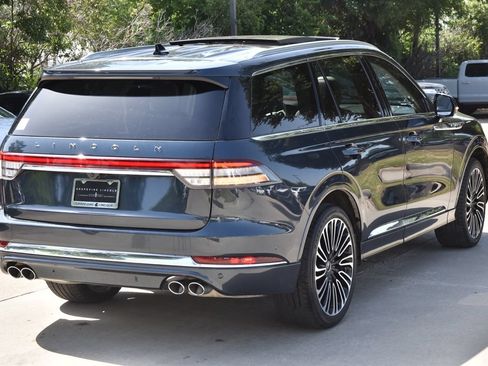 Used 2023 Lincoln Aviator Black Label AWD/4WD image 8