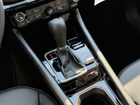 New 2026 Jeep Compass Latitude image 15