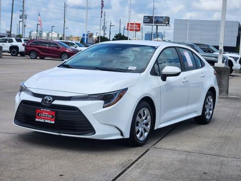 Certified 2026 Toyota Corolla LE FWD image 3