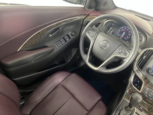Used 2014 Buick LaCrosse Premium w/ Ultra Luxury Package image 9