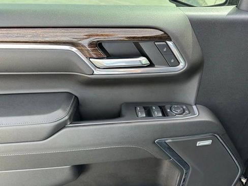 Used 2024 GMC Sierra 1500 Elevation w/ Elevation Premium Package image 3