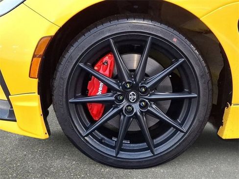 New 2026 Toyota GR86 YUZU Limited image 5