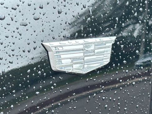 Used 2025 Cadillac XT4 Sport w/ Cold Weather Package image 34