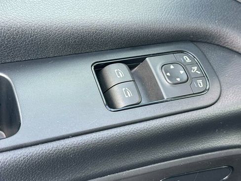 Used 2024 Mercedes-Benz Sprinter 2500 image 14