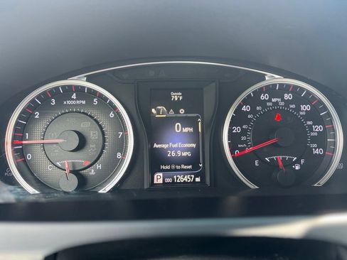 Used 2015 Toyota Camry SE FWD image 11