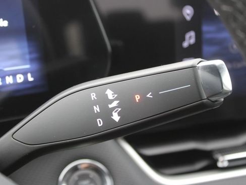 New 2026 Chevrolet Equinox LT FWD image 37