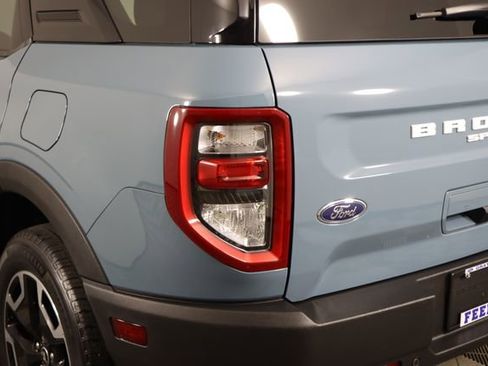 Used 2023 Ford Bronco Sport Outer Banks w/ Tech Package AWD/4WD image 24