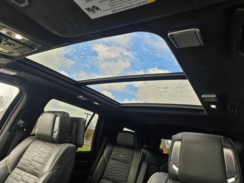 Used 2022 Cadillac Escalade Sport Platinum w/ Heavy-Duty Trailer Package image 24