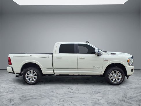 Used 2024 RAM 2500 Limited image 7