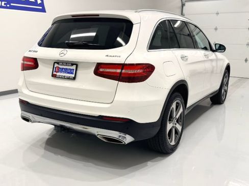 Used 2019 Mercedes-Benz GLC 300 4MATIC image 9