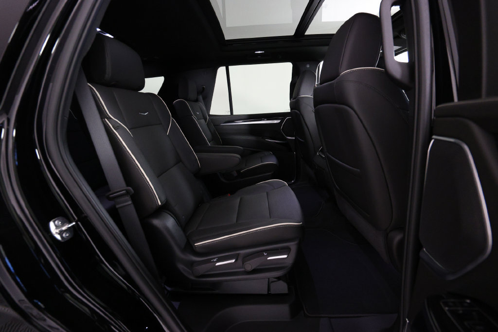 Used 2026 Cadillac Escalade Sport w/ LPO, ONYX Package AWD/4WD image 11