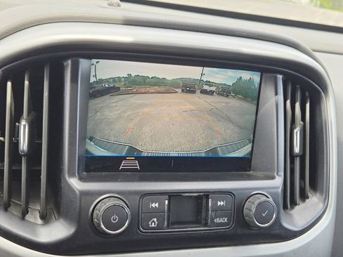 Used 2022 Chevrolet Colorado LT w/ Fleet Safety Package RWD image 24