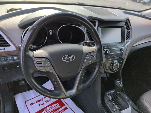 Used 2019 Hyundai Santa Fe XL image 9