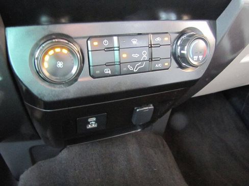 Used 2022 Ford F250 XLT AWD/4WD image 41