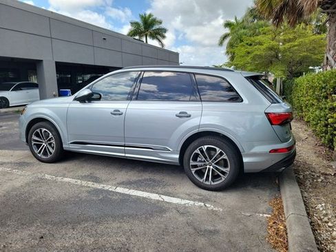 Used 2025 Audi Q7 2.0T Premium Plus image 3