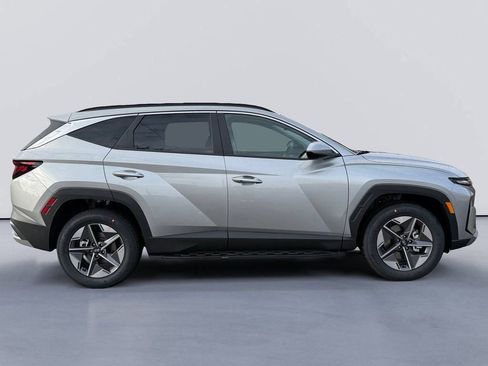 New 2026 Hyundai Tucson SEL image 2