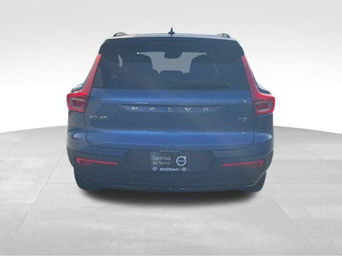 Used 2021 Volvo XC40 T5 R-Design w/ Advanced Package image 5