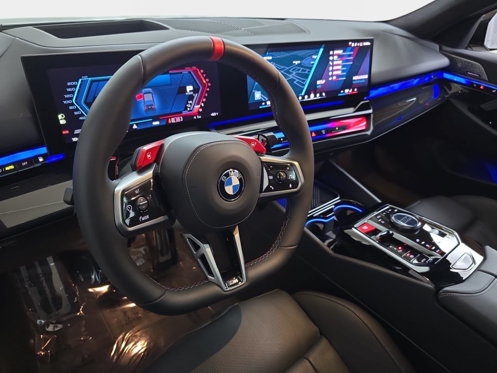 Used 2026 BMW M5 w/ Executive Package AWD/4WD image 18